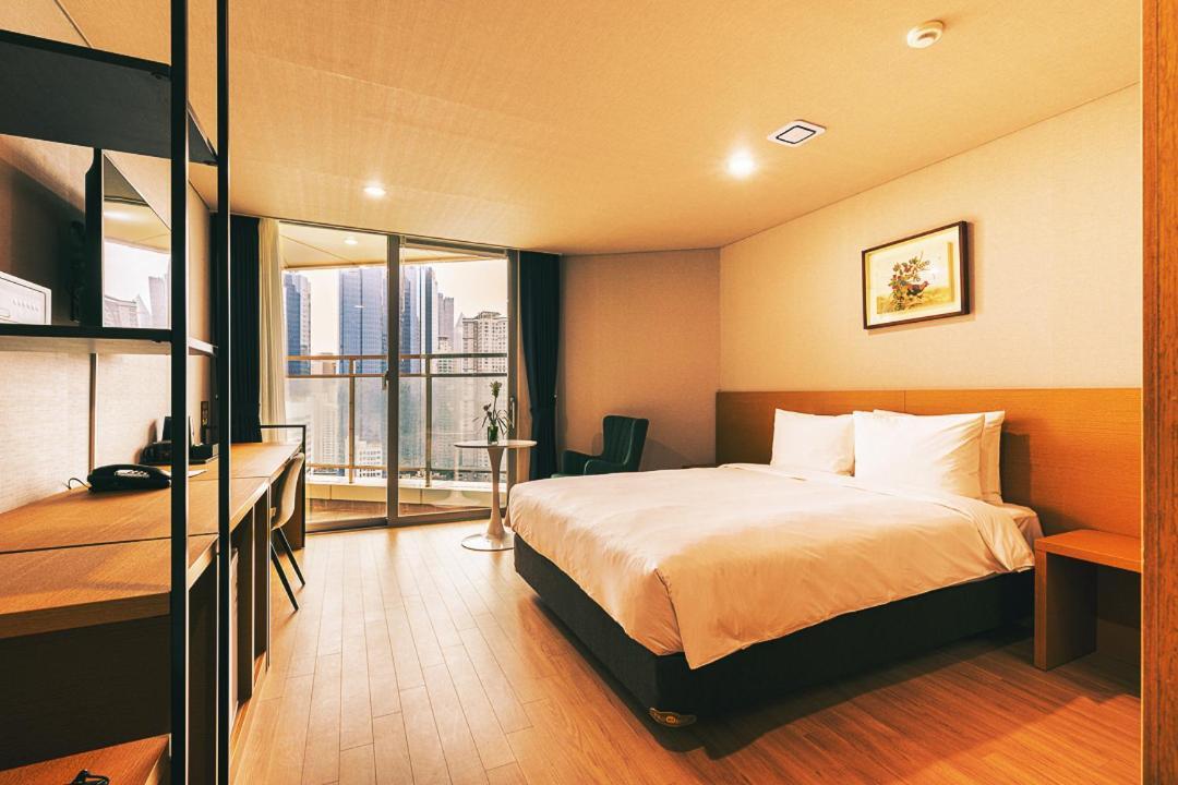 Kwangsu Hotel Haeundae Busan Exteriör bild