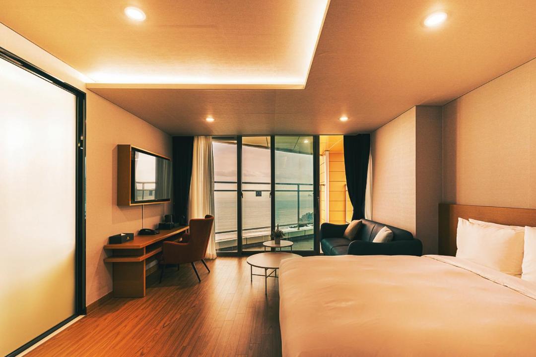 Kwangsu Hotel Haeundae Busan Exteriör bild